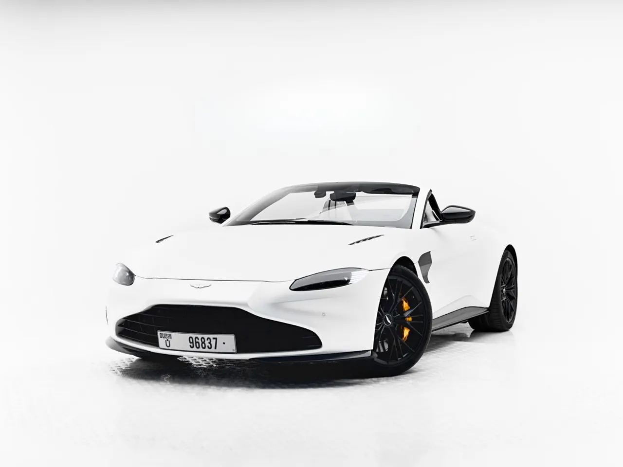 Aston Martin Vantage Roadster — Sports Car