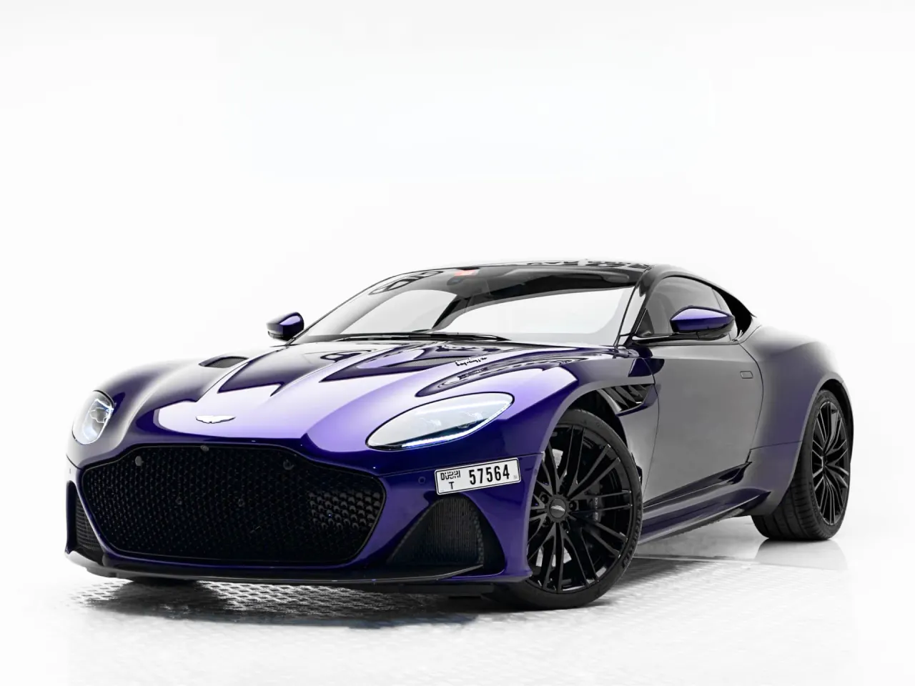 Aston Martin DBS Superleggera — Sports Car